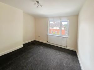 Bedroom- click for photo gallery